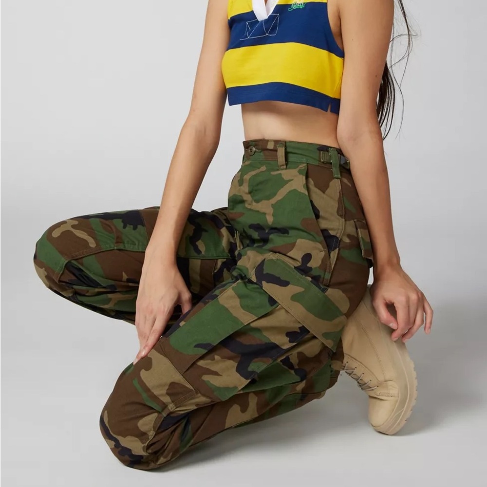 Urban outfitters Urban Renewal Vintage Camo Pant